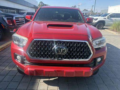 2018 Toyota Tacoma TRD Sport
