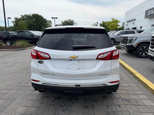 Iridescent Pearl Tricoat 2019 Chevrolet Equinox Premier w/2LZ