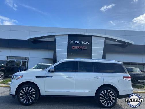 2022 Lincoln Navigator Black Label