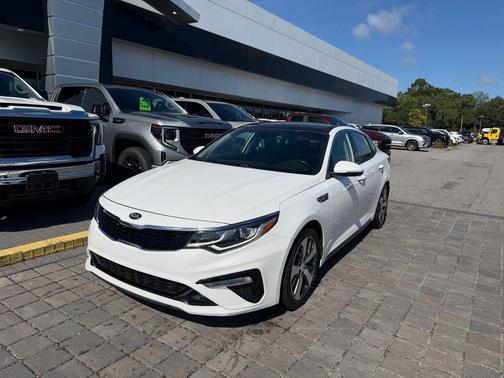 Snow White Pearl 2020 Kia Optima S