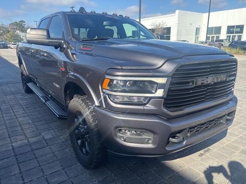 Granite Crystal Metallic Clearcoat 2022 RAM 3500 Laramie Crew Cab 4x4 8' Box