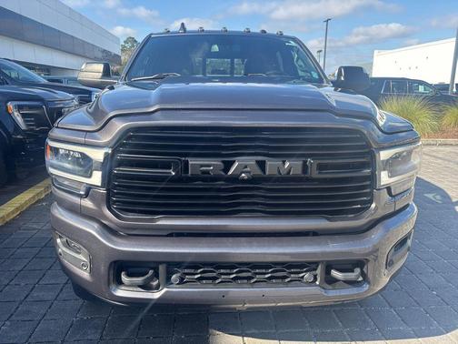 Granite Crystal Metallic Clearcoat 2022 RAM 3500 Laramie Crew Cab 4x4 8' Box