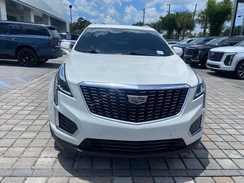 Crystal White Tricoat 2020 Cadillac XT5 Premium Luxury