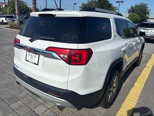 2017 GMC Acadia SLE-2