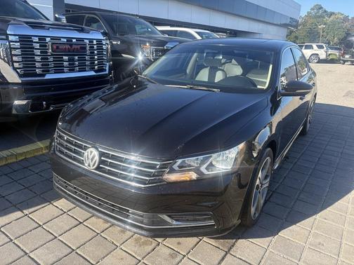 2017 Volkswagen Passat 1.8T SE