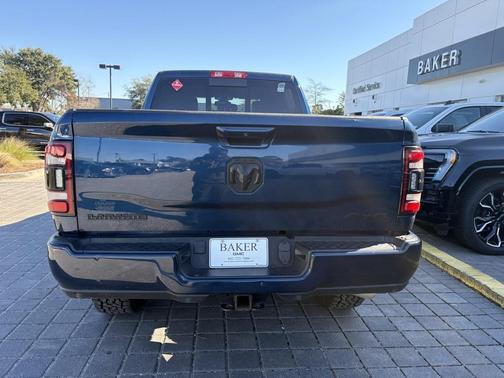 2022 RAM 3500 Laramie Crew Cab 4x4 6'4' Box