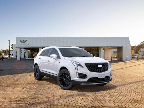 Crystal White Tricoat 2026 Cadillac XT5 Premium Luxury