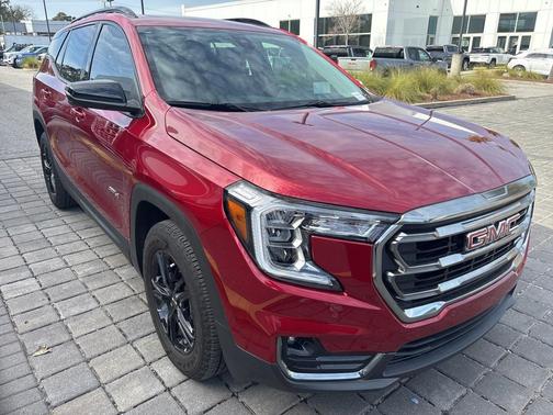 2024 GMC Terrain AWD AT4