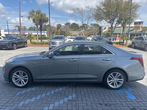 2023 Cadillac CT4 Luxury