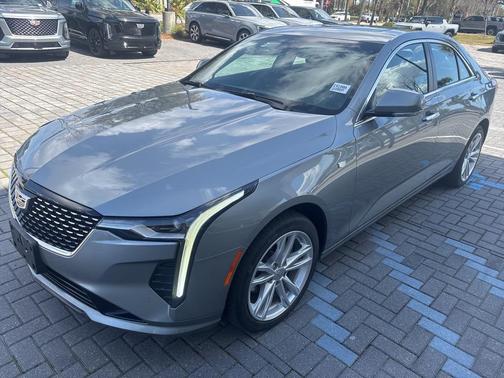 2023 Cadillac CT4 Luxury