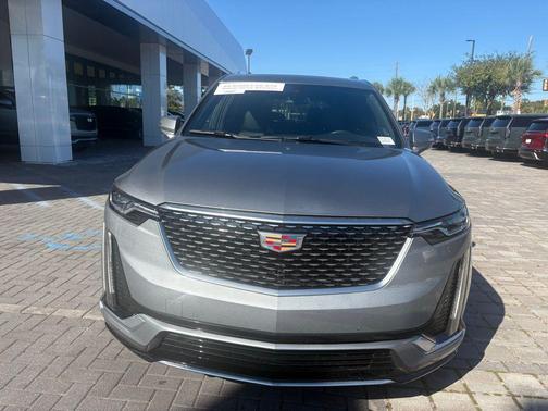 Argent Silver Metallic 2025 Cadillac XT6 Premium Luxury FWD