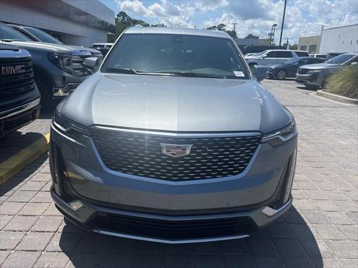 2025 Cadillac XT6 Premium Luxury FWD