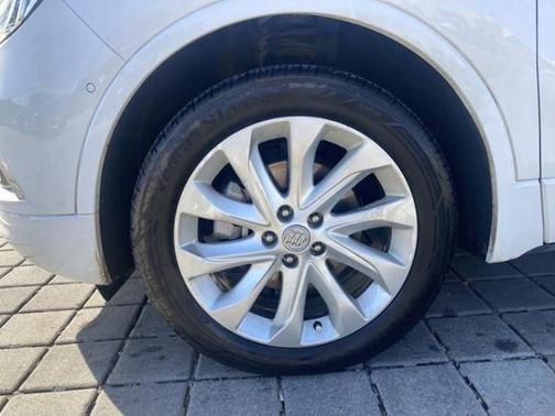 Summit White 2017 Buick Envision Premium II