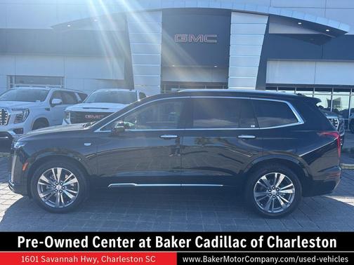 Stellar Black Metallic 2024 Cadillac XT6 Premium Luxury FWD
