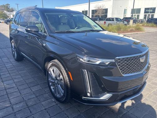 2024 Cadillac XT6 Premium Luxury FWD