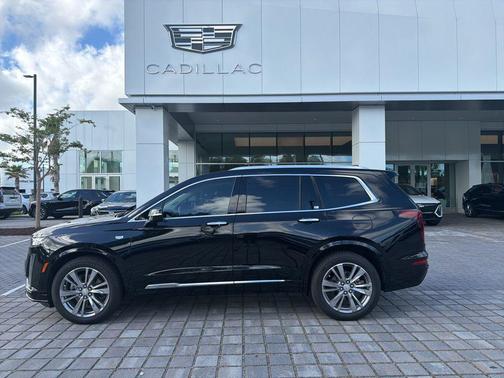 Stellar Black Metallic 2024 Cadillac XT6 Premium Luxury FWD