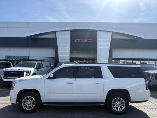 2019 GMC Yukon XL SLT