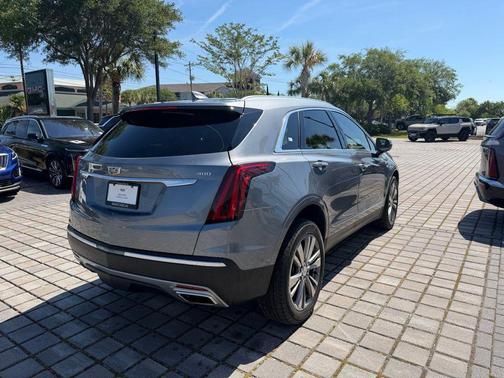 Satin Steel Metallic 2020 Cadillac XT5 Premium Luxury