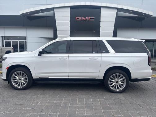 Crystal White Tricoat 2024 Cadillac Escalade ESV Premium Luxury