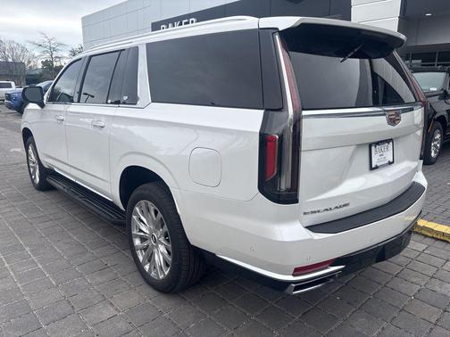 2024 Cadillac Escalade ESV Premium Luxury