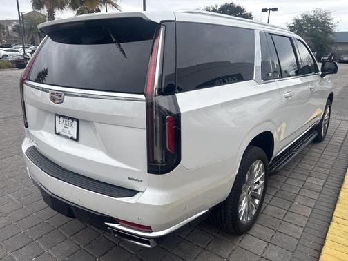2024 Cadillac Escalade ESV Premium Luxury