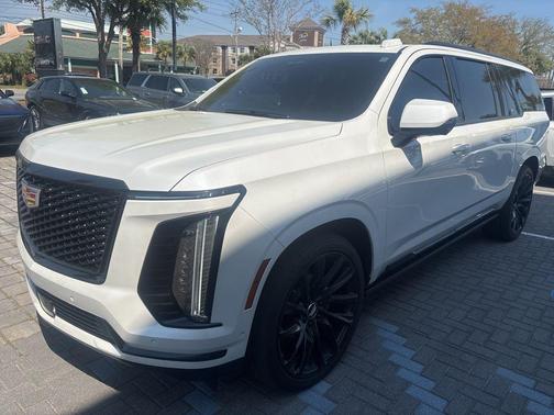 2025 Cadillac Escalade ESV Sport