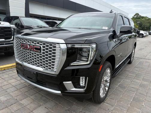 Onyx Black 2024 GMC Yukon XL Denali