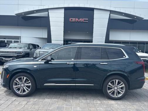 2024 Cadillac XT6 Premium Luxury FWD