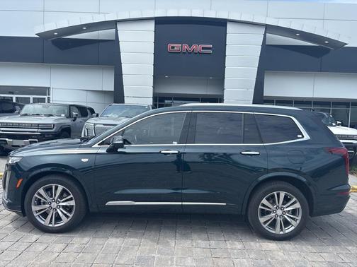 2024 Cadillac XT6 Premium Luxury FWD