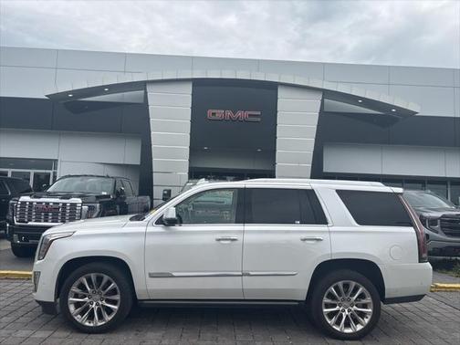 2020 Cadillac Escalade Premium Luxury