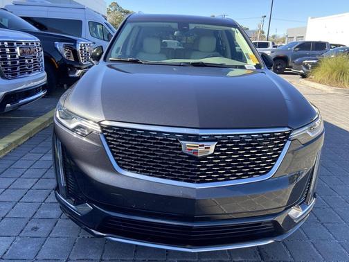2023 Cadillac XT6 Premium Luxury FWD