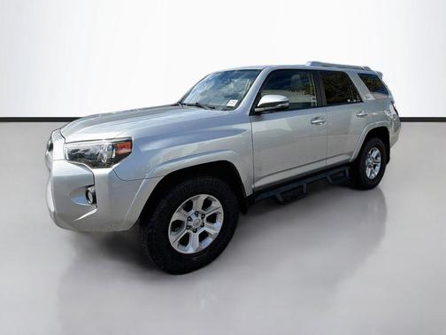 Classic Silver Metallic 2018 Toyota 4Runner SR5 Premium