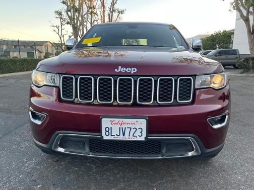 Photo 2 of 5 of 2019 Jeep Grand Cherokee Limited