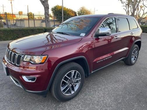 Photo 3 of 5 of 2019 Jeep Grand Cherokee Limited