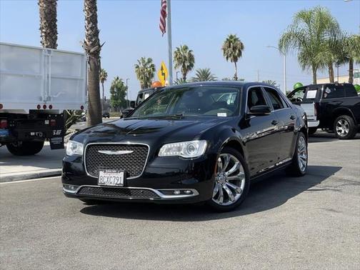 2018 Chrysler 300 Touring L