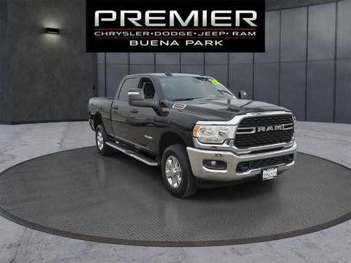2024 RAM 2500 Big Horn Crew Cab 4x4 64' Box