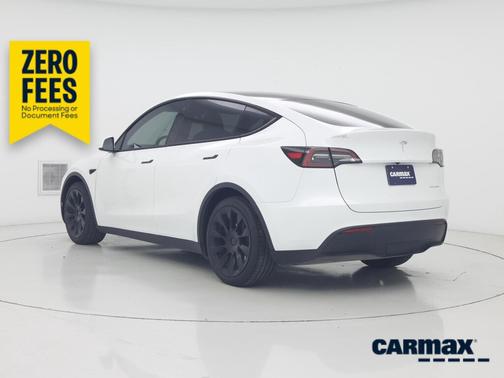 White 2023 Tesla Model Y Long Range