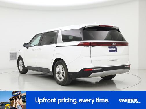 2023 Kia Carnival LX