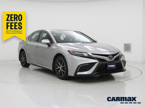 Silver 2022 Toyota Camry SE