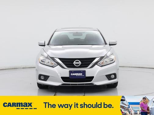 2017 Nissan Altima SV