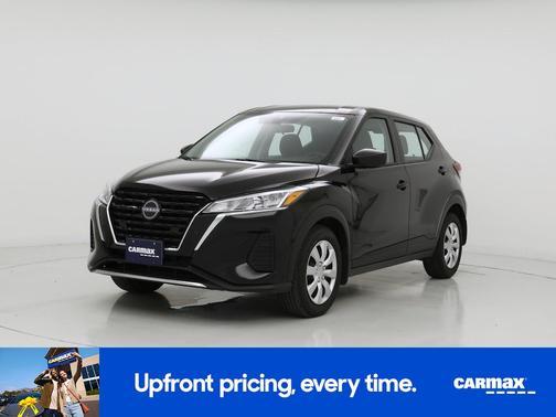 Black 2025 Nissan Kicks Play S