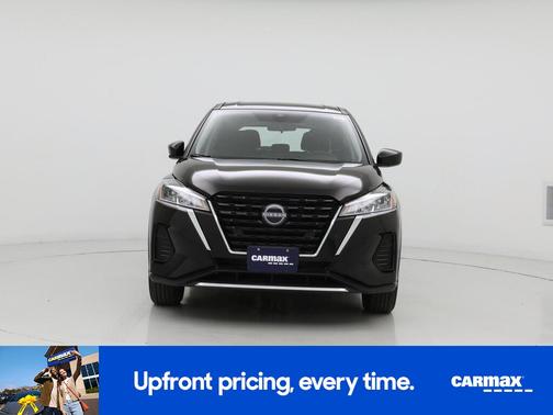 Black 2025 Nissan Kicks Play S