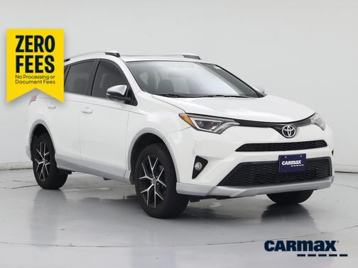 White 2016 Toyota RAV4 SE