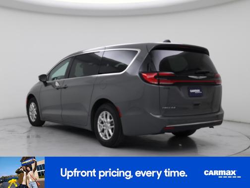 Gray 2023 Chrysler Pacifica Touring L