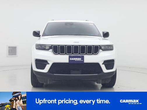 White 2024 Jeep Grand Cherokee Laredo X