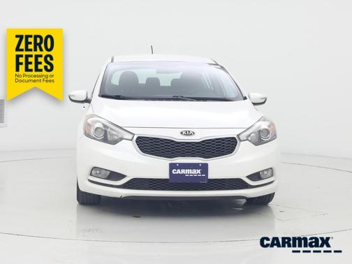 White 2016 Kia Forte LX