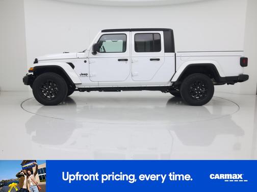 2022 Jeep Gladiator Altitude