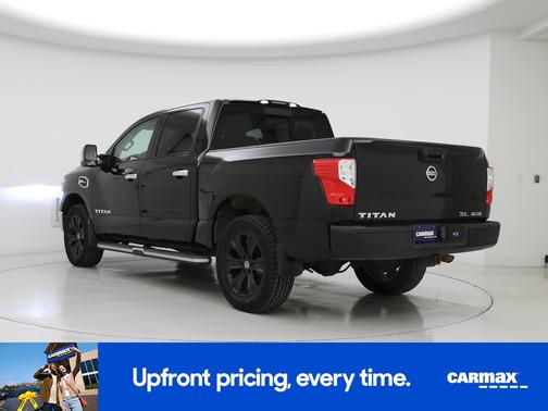2017 Nissan Titan SL