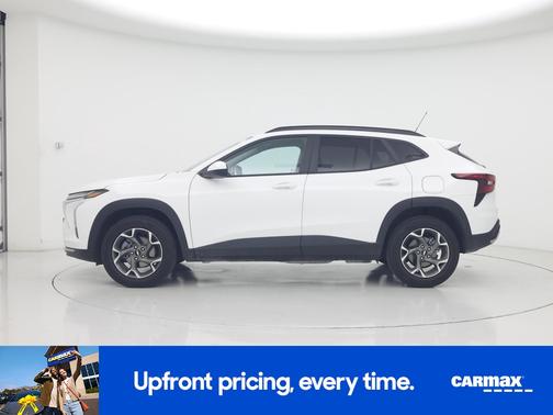 White 2025 Chevrolet Trax LT