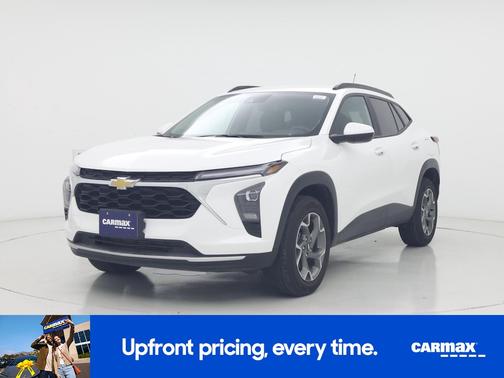 White 2025 Chevrolet Trax LT